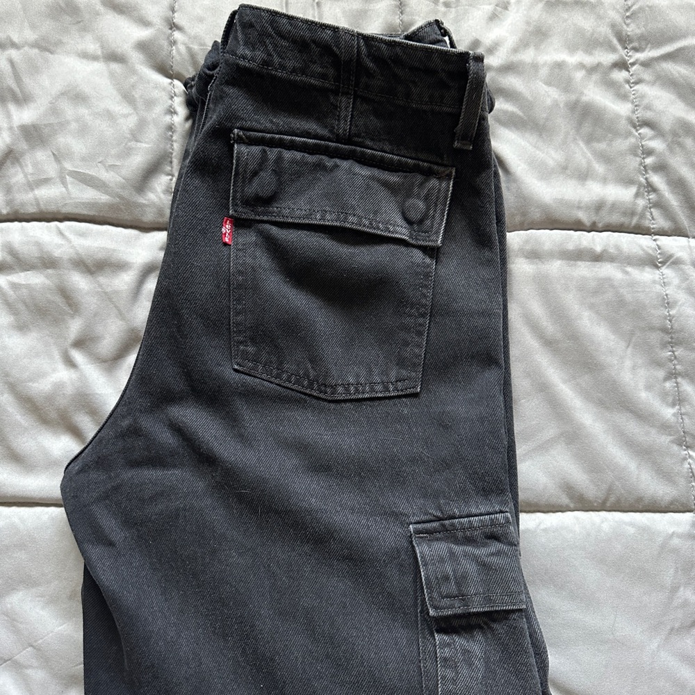 Levi's Women's Black Cargo Pants